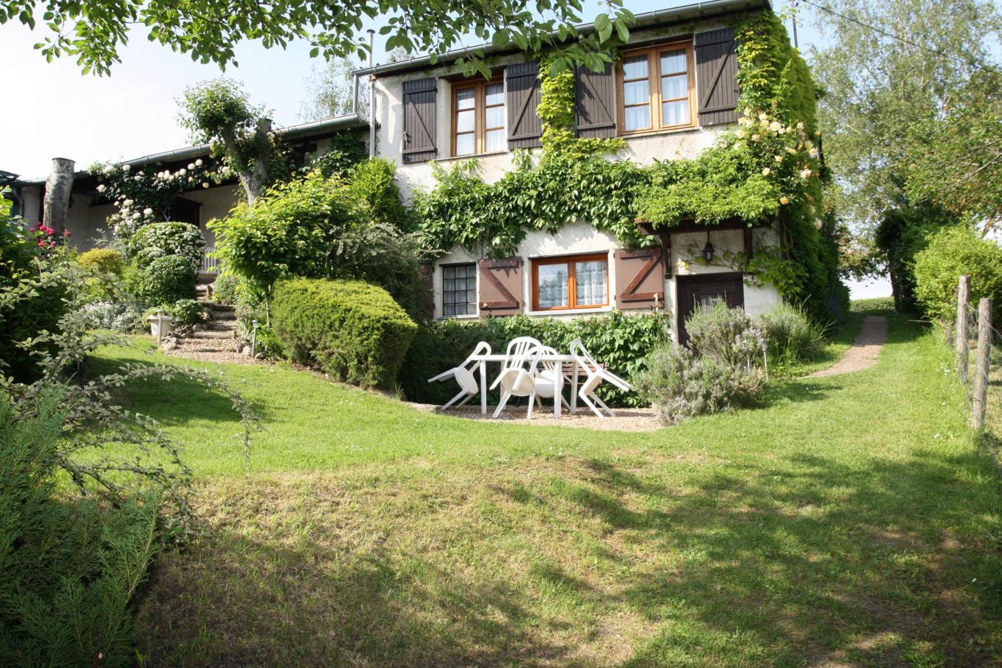 Bed and Breakfast La Maréchalerie Monthodon Exterior foto